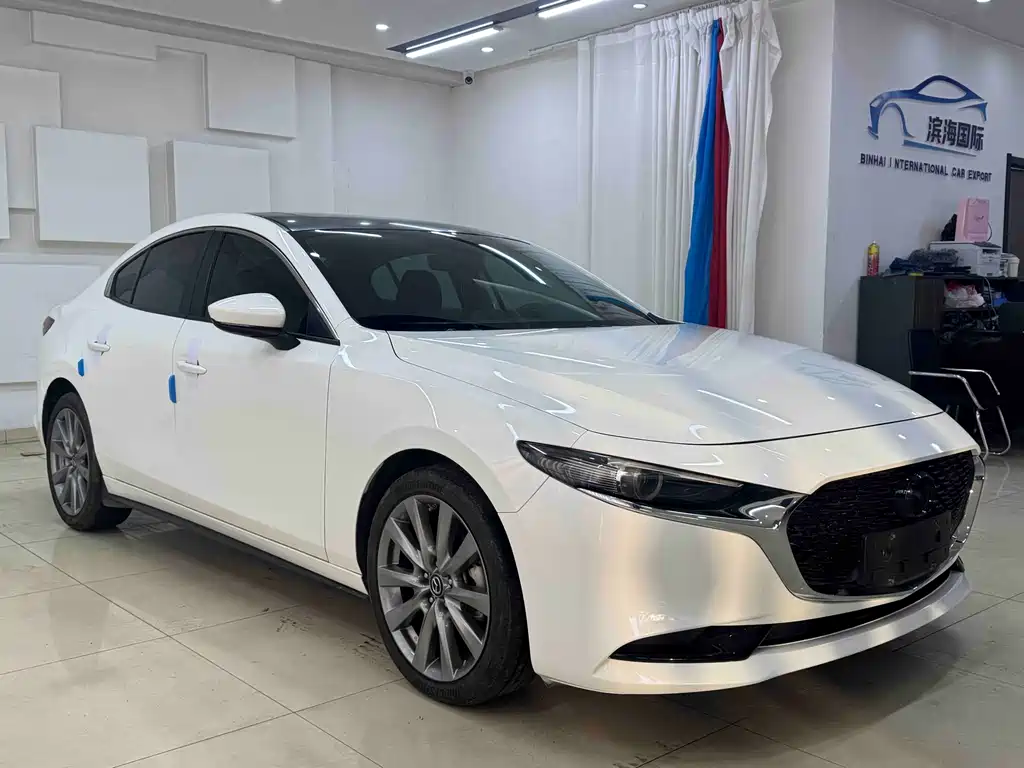 Mazda3 Angkesela 2021 2.0L Automatic Premium Edition купить на сайте DeffCars