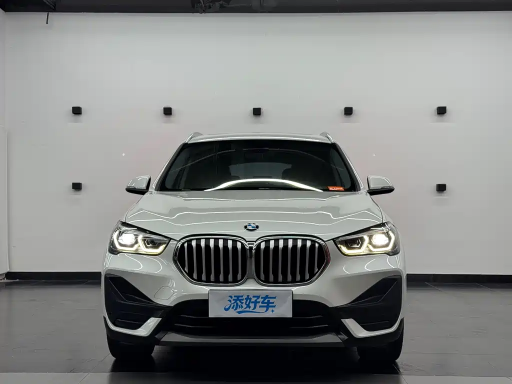 BMW X1 2022 sDrive25Li Leading Model купить на сайте DeffCars