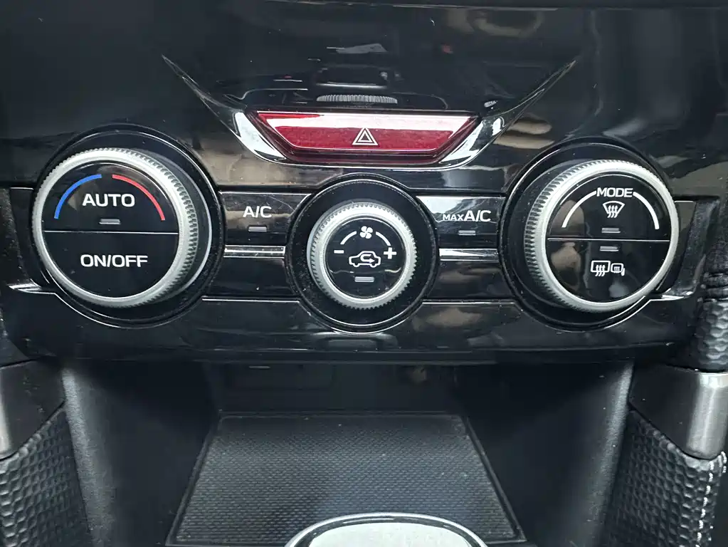 Forester 2022 2.0i AWD Deluxe Edition EyeSight купить на сайте DeffCars