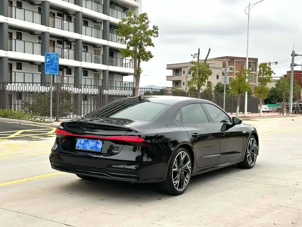 Audi A7L 2024 45 TFSI quattro S-line Black Warrior Edition купить на сайте DeffCars