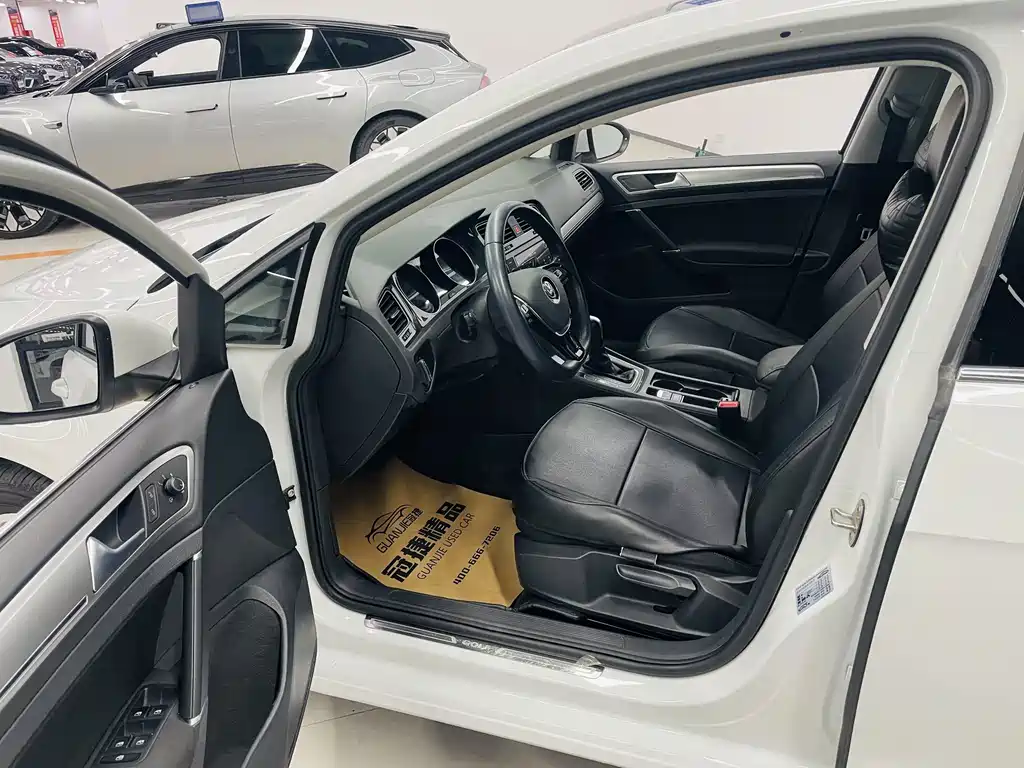 Golf 2019 200TSI DSG Comfort and Progress Edition National VI купить на сайте DeffCars