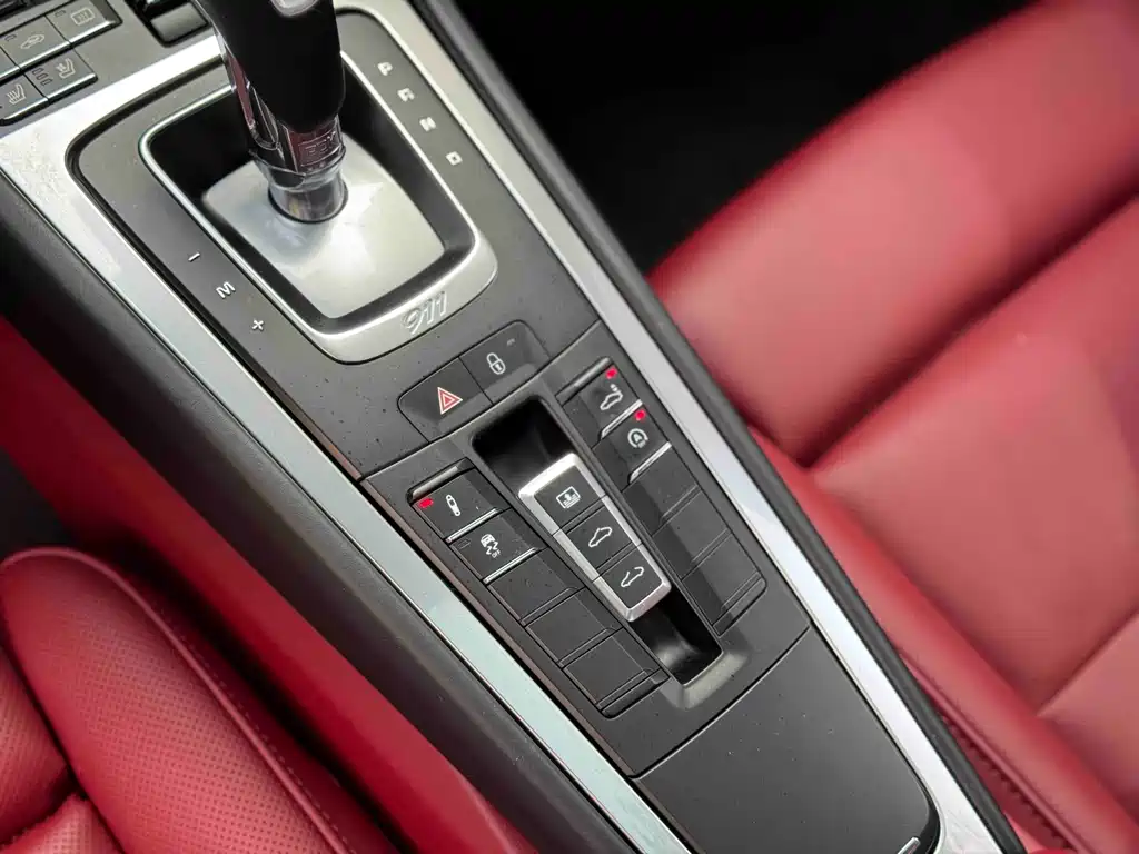 Porsche 911 2016 Carrera 3.0T купить на сайте DeffCars