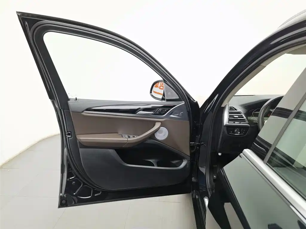 BMW X3 2022 xDrive25i M Sports Package купить на сайте DeffCars