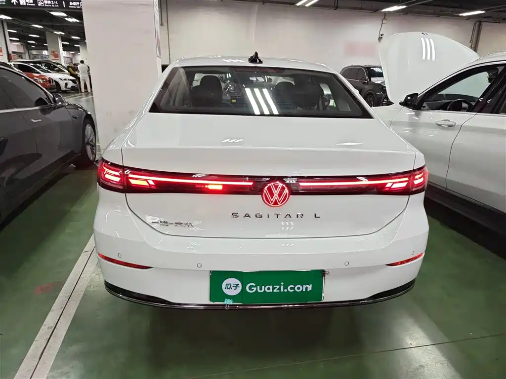 Sagitar 2026 L 300TSI DSG luxury model купить на сайте DeffCars