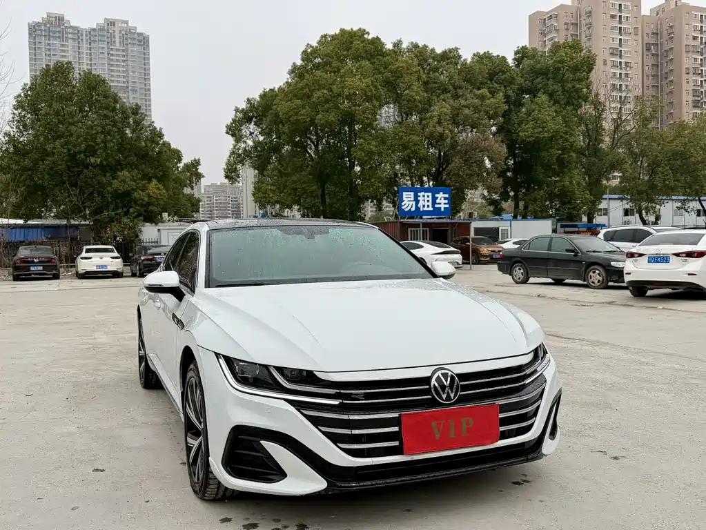 FAW-Volkswagen CC 2024 330TSI Dazzling Edition купить на сайте DeffCars