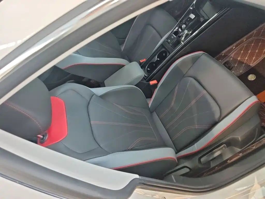 Lingdu 2023 Lingdu L 280TSI DSG Hot Edition купить на сайте DeffCars