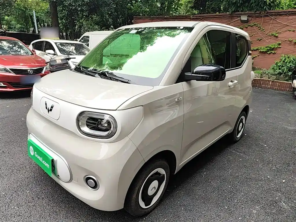 Hongguang MINIEV 2024 third generation 215km youth version купить на сайте DeffCars