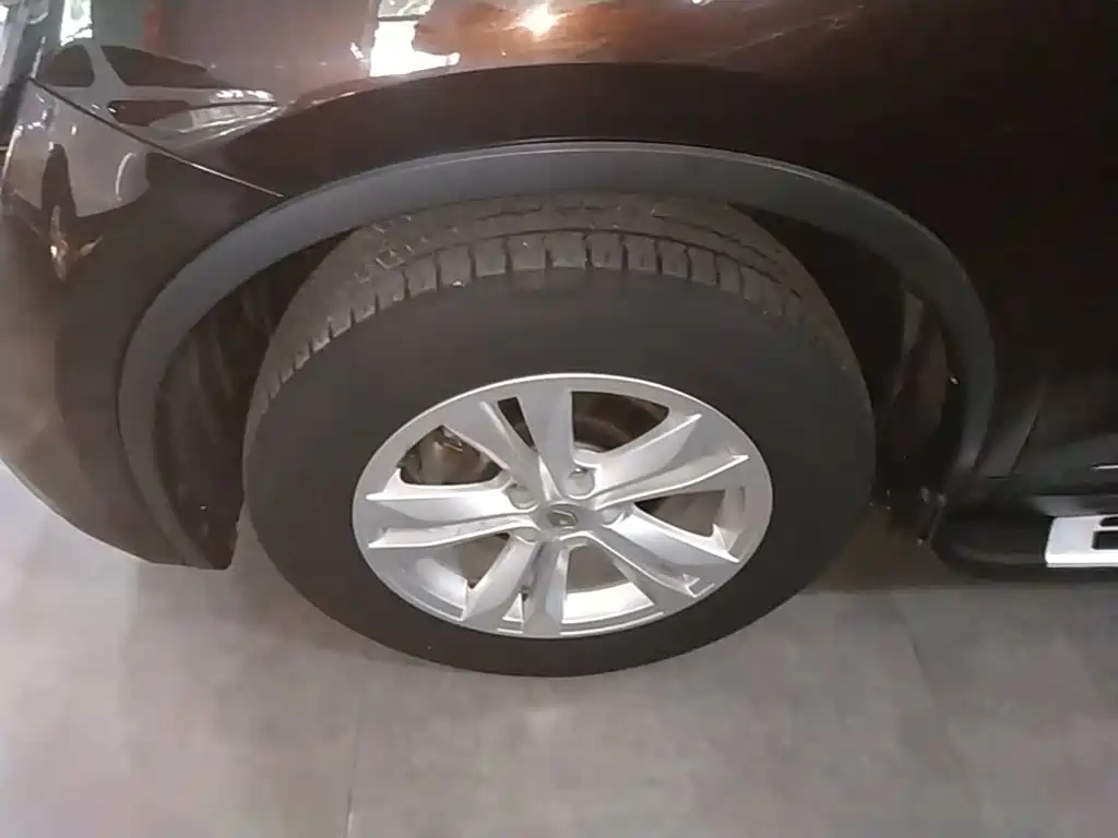 Koleos 2018 2.0L two-wheel drive leading version купить на сайте DeffCars