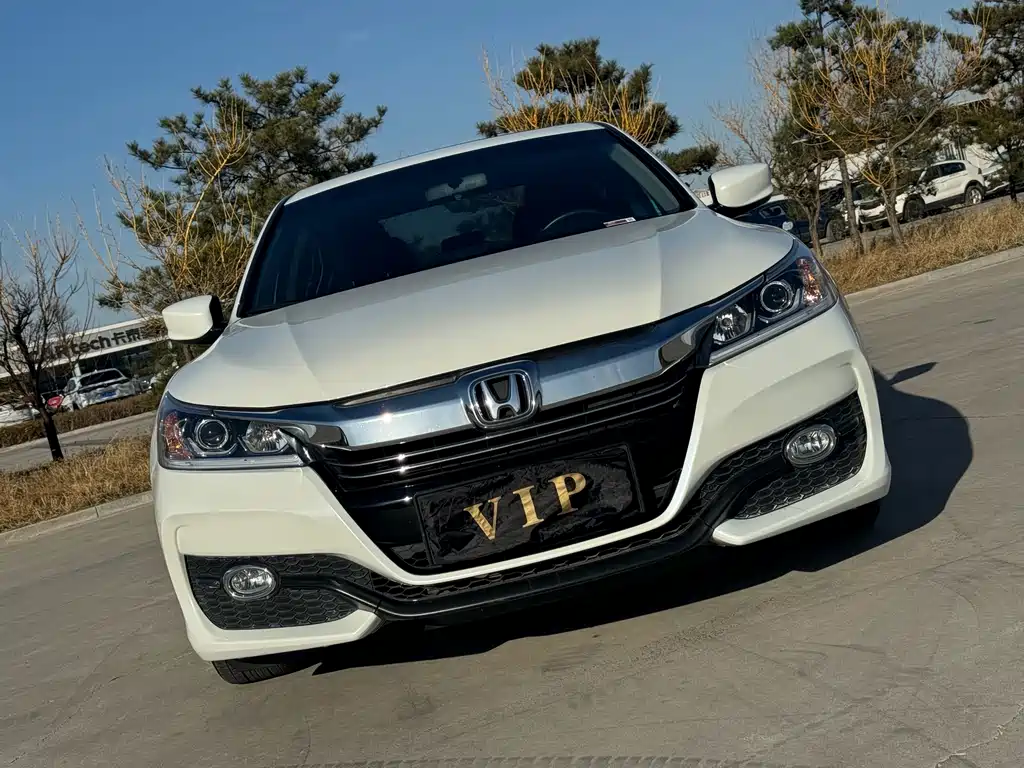 Accord 2016 2.0L Elite Edition купить на сайте DeffCars