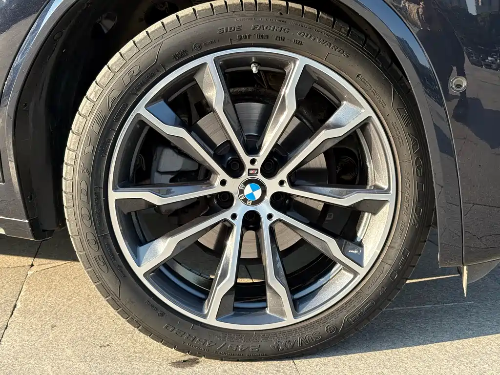 BMW X3 2023 Facelift xDrive30i Leading M Night Package купить на сайте DeffCars