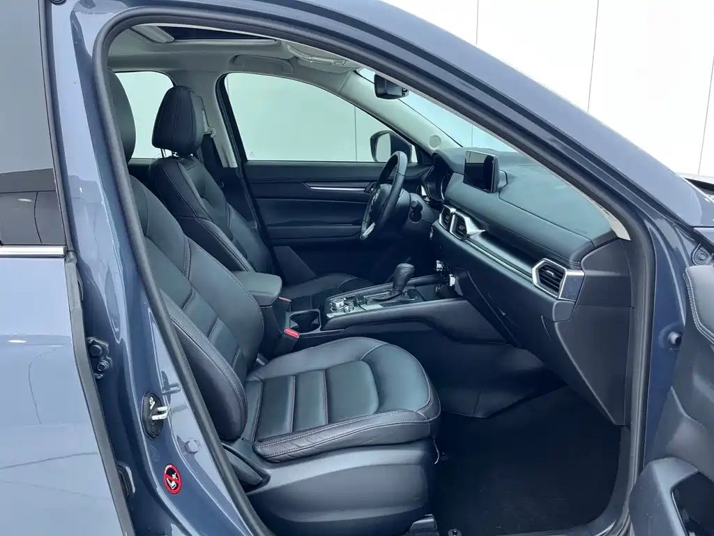 Mazda CX-5 2021 2.0L automatic two-wheel drive Black Knight купить на сайте DeffCars