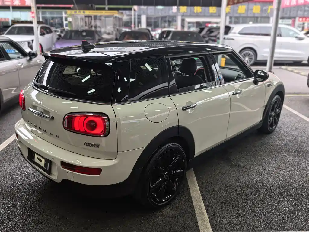 MINI CLUBMAN 2018 1.5T COOPER Classic купить на сайте DeffCars