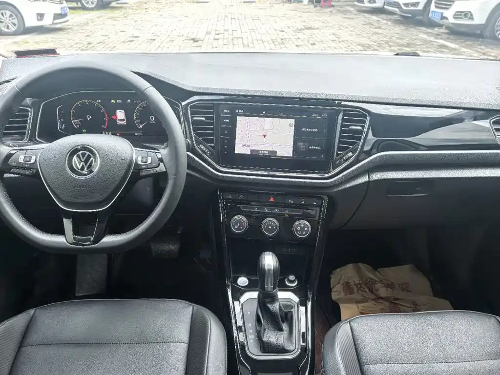 T-ROC 2022 280TSI DSG two-wheel drive comfort PLUS купить на сайте DeffCars