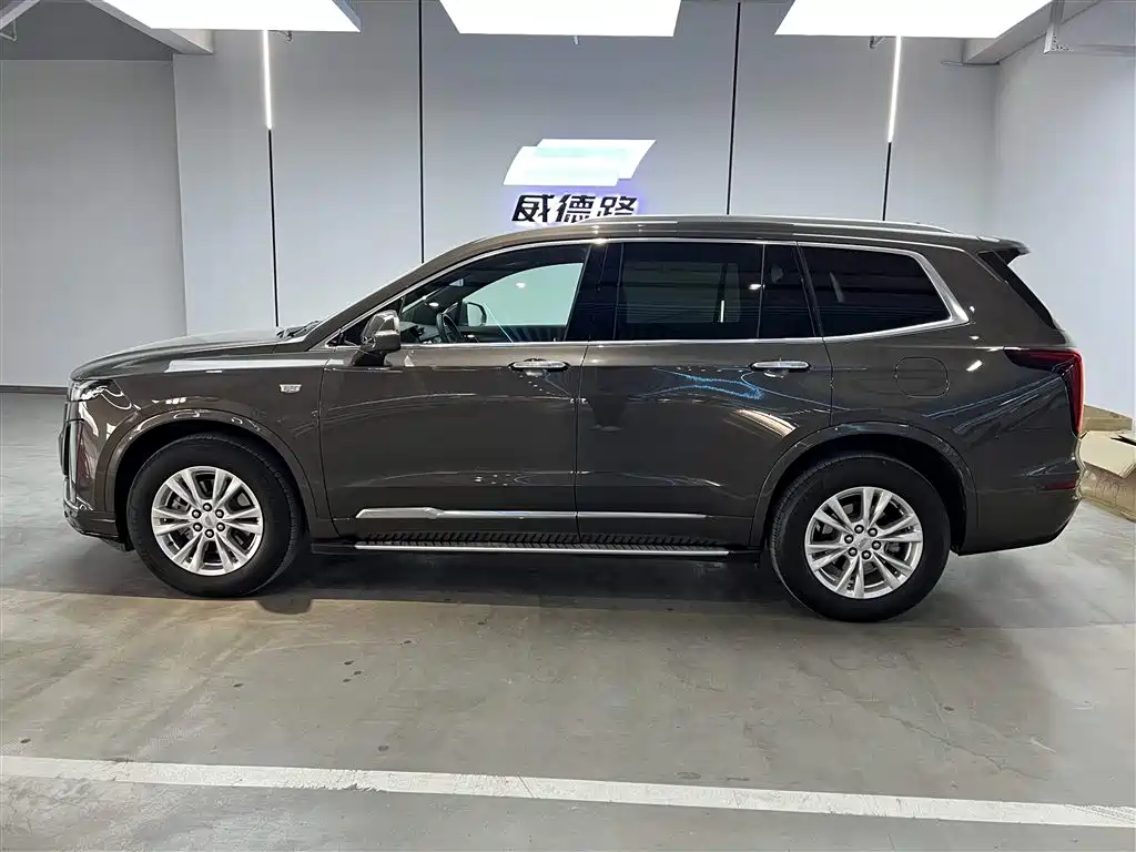 Cadillac XT6 2021 2.0T seven-seat four-wheel drive stylish model купить на сайте DeffCars