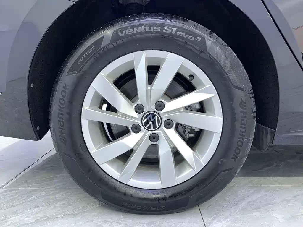 Passat 2023 facelift 280TSI Elite Edition купить на сайте DeffCars