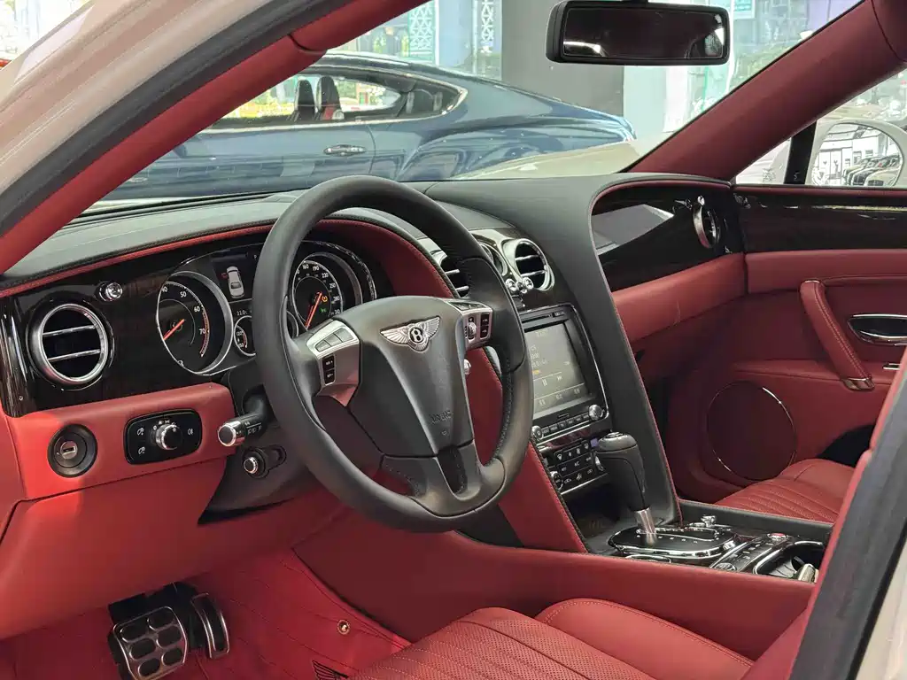 Flying Spur 2017 4.0T V8 Standard Edition купить на сайте DeffCars
