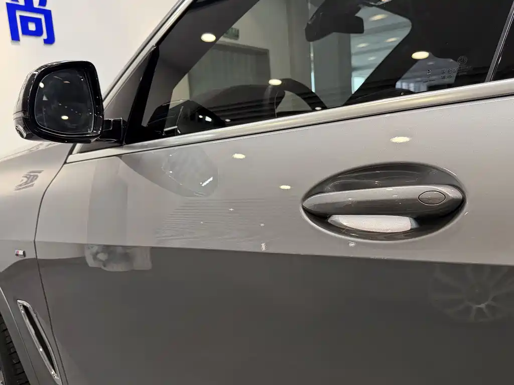 BMW X5 2022 xDrive 40Li M Sports Package купить на сайте DeffCars