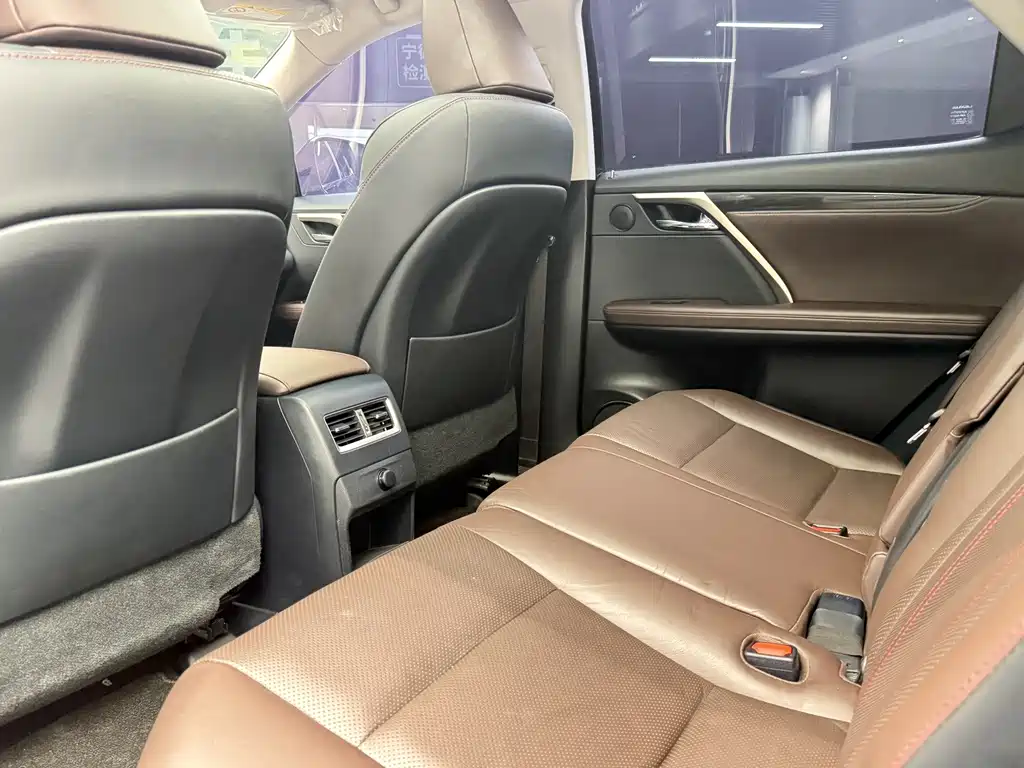 Lexus RX 2016 300 four-wheel drive elegant version National V купить на сайте DeffCars