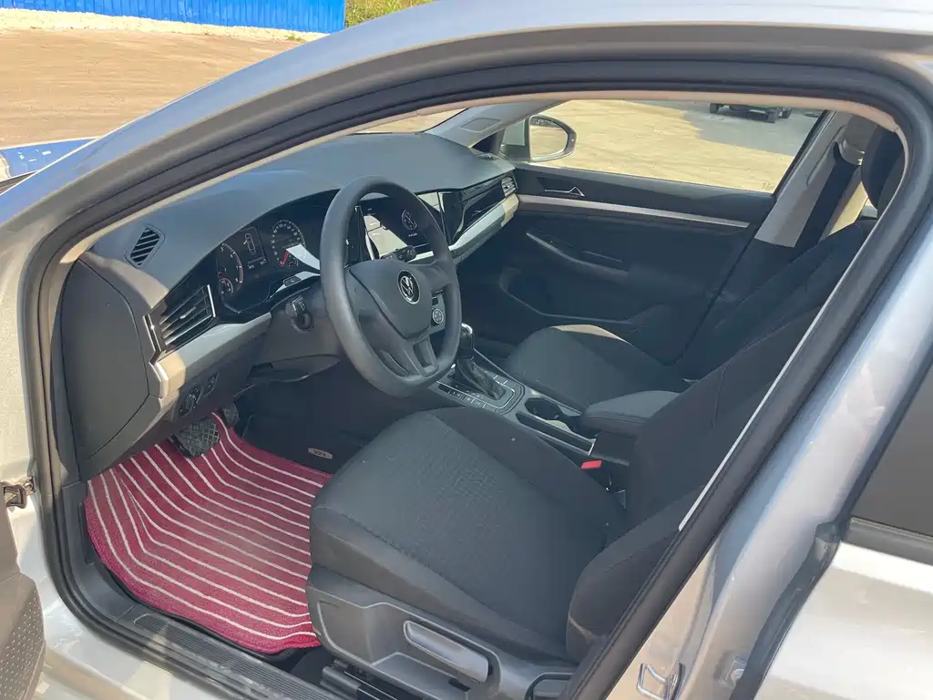 Bora 2021 1.5L automatic fashion smart connected version купить на сайте DeffCars
