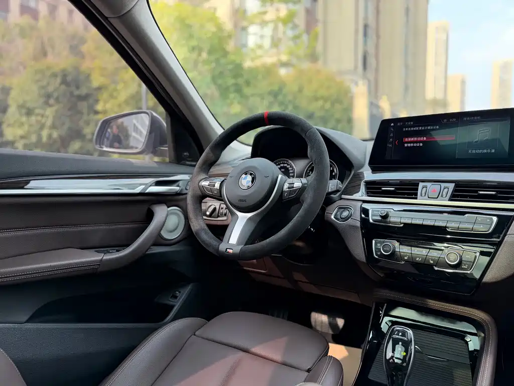 BMW X1 2021 facelift xDrive25Li exclusive model купить на сайте DeffCars