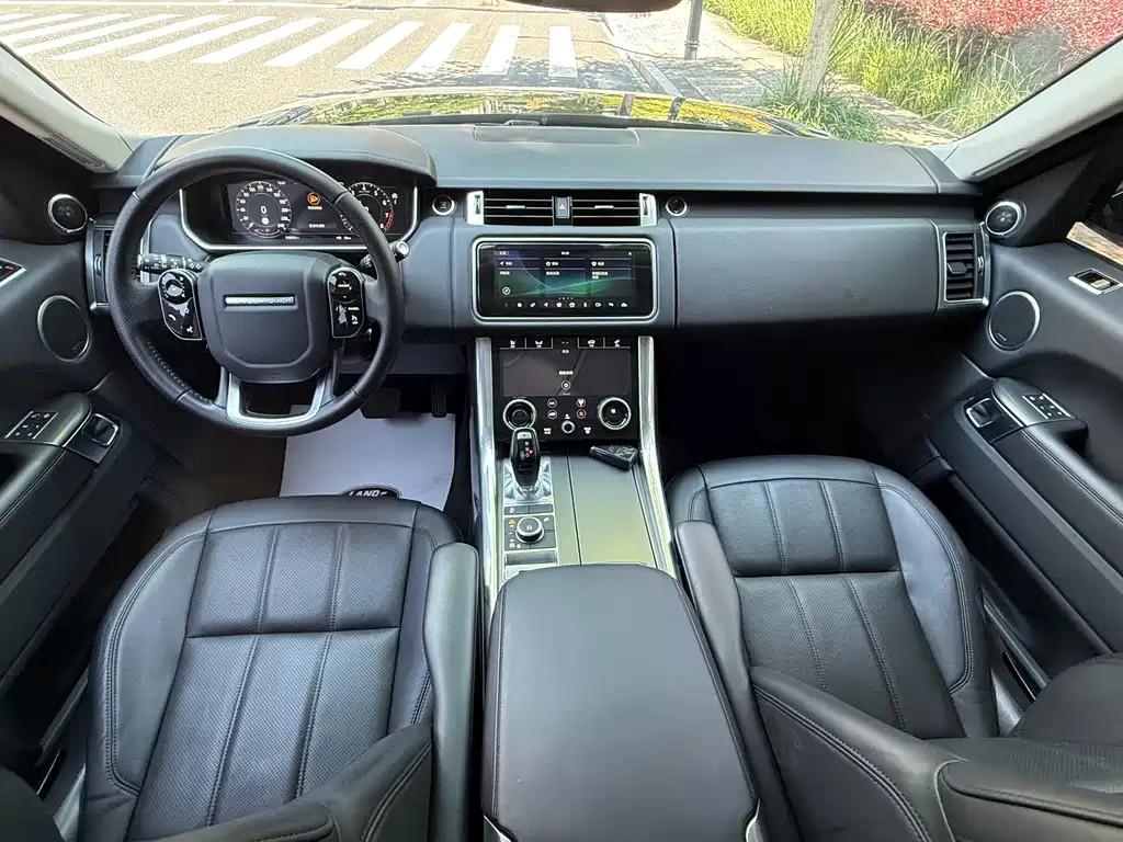 Range Rover Sport 2020 3.0 L6 SE купить на сайте DeffCars