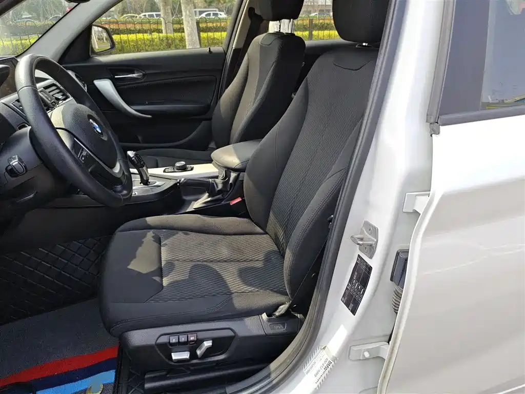 BMW 1 Series imported 2015 120i leading model купить на сайте DeffCars
