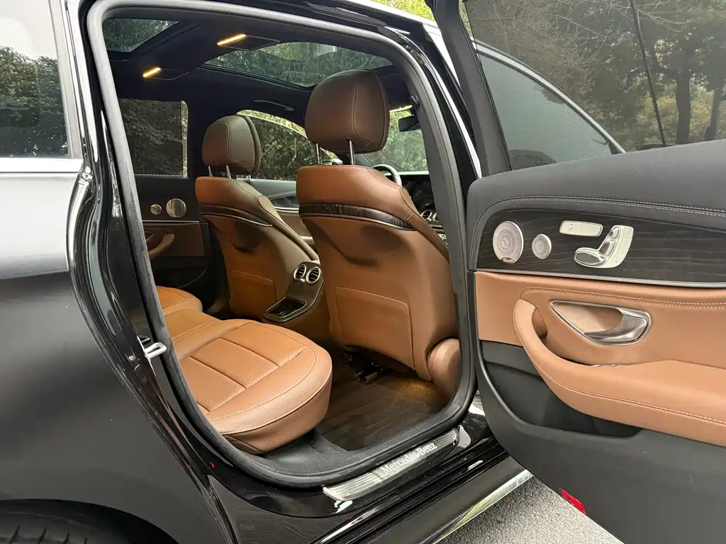Mercedes-Benz E-Class 2022 E 300 L Sports Luxury купить на сайте DeffCars