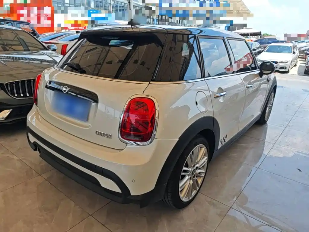 Mini 2023 Modified 1.5T Cooper Artist Five Door Edition купить на сайте DeffCars