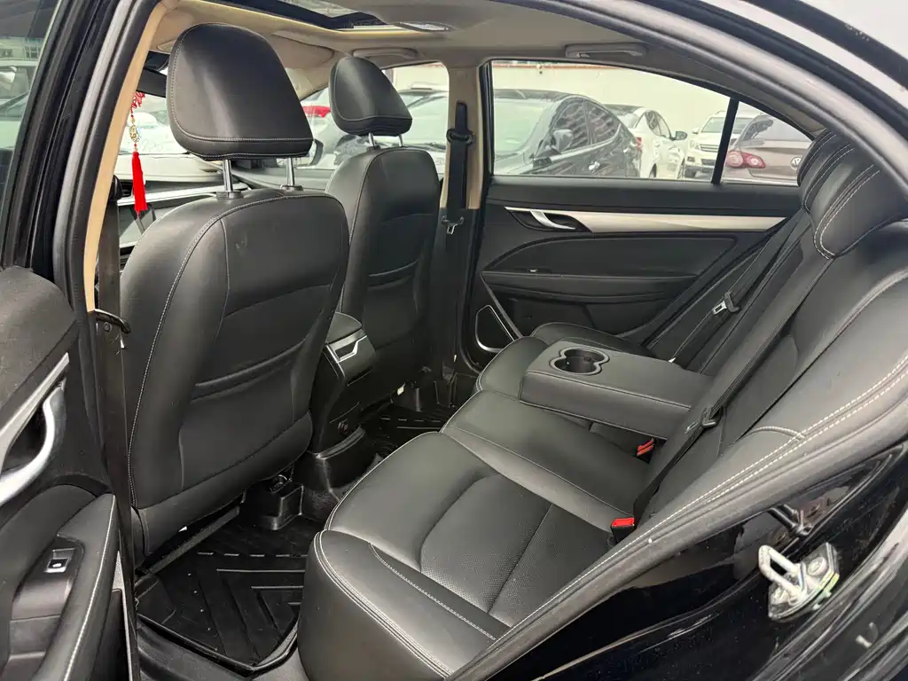 Emgrand 2018 1.5L CVT upward interconnection version купить на сайте DeffCars