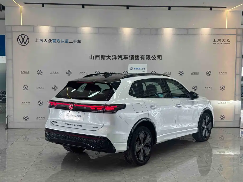 Tiguan L 2024 PRO 380TSI four-wheel drive R-Line Zhizun Edition купить на сайте DeffCars