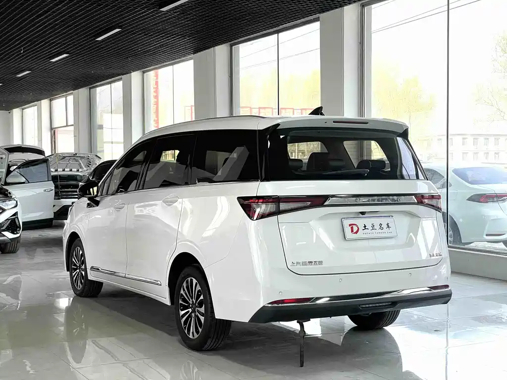 Wuling Jiachen 2022 1.5T CVT exclusive flagship model купить на сайте DeffCars