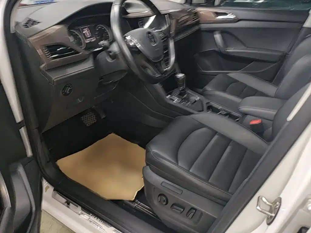Tharu 2021 280TSI 2WD Deluxe Plus купить на сайте DeffCars