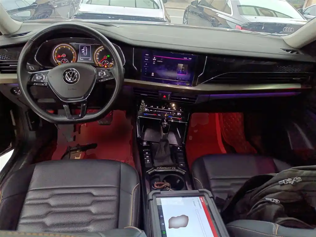 Passat 2020 facelift 330TSI Elite Edition National VI купить на сайте DeffCars