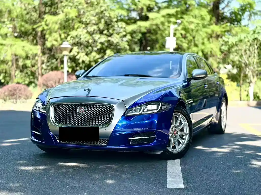 Jaguar XJ 2014 XJL 2.0T two-wheel drive elegant business version купить на сайте DeffCars