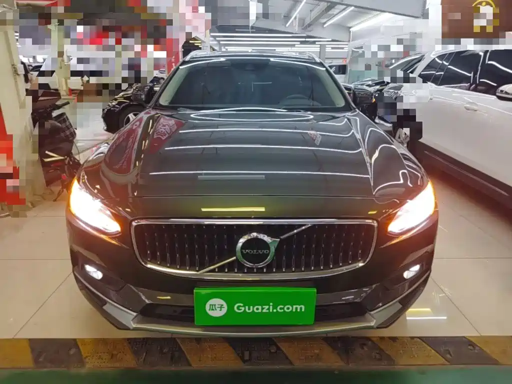 Volvo V90 2021 Cross Country B5 AWD Zhiyuan Edition купить на сайте DeffCars