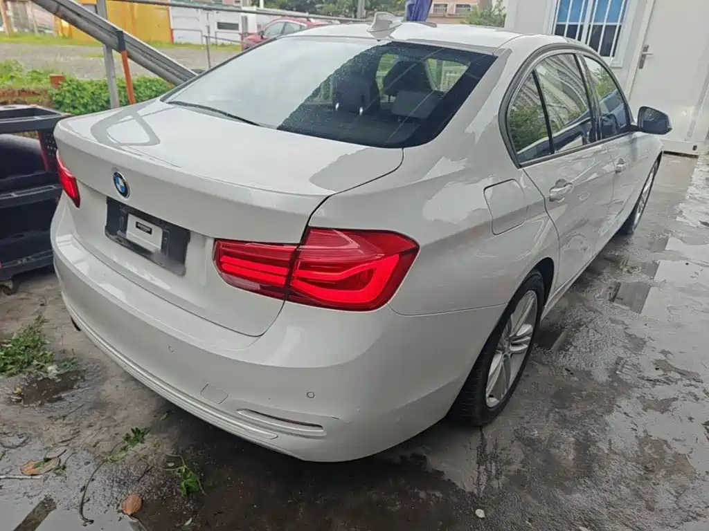 BMW 3 Series 2018 318i купить на сайте DeffCars