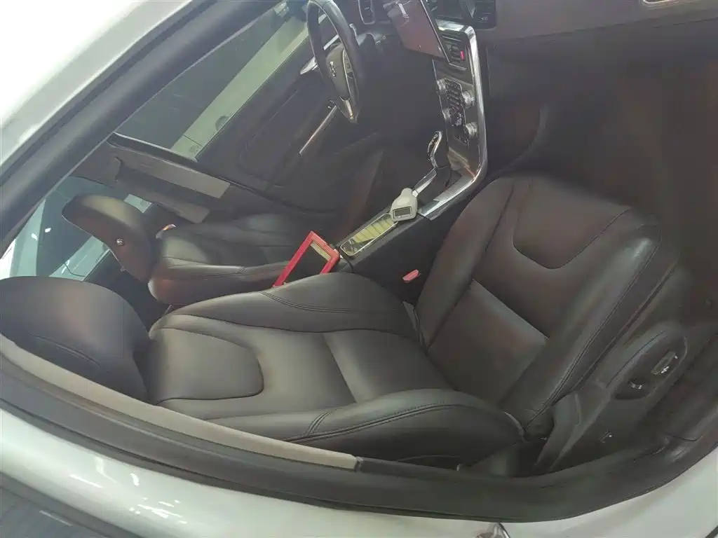 Volvo S60 2019 S60L T5 Zhiyuan Edition купить на сайте DeffCars