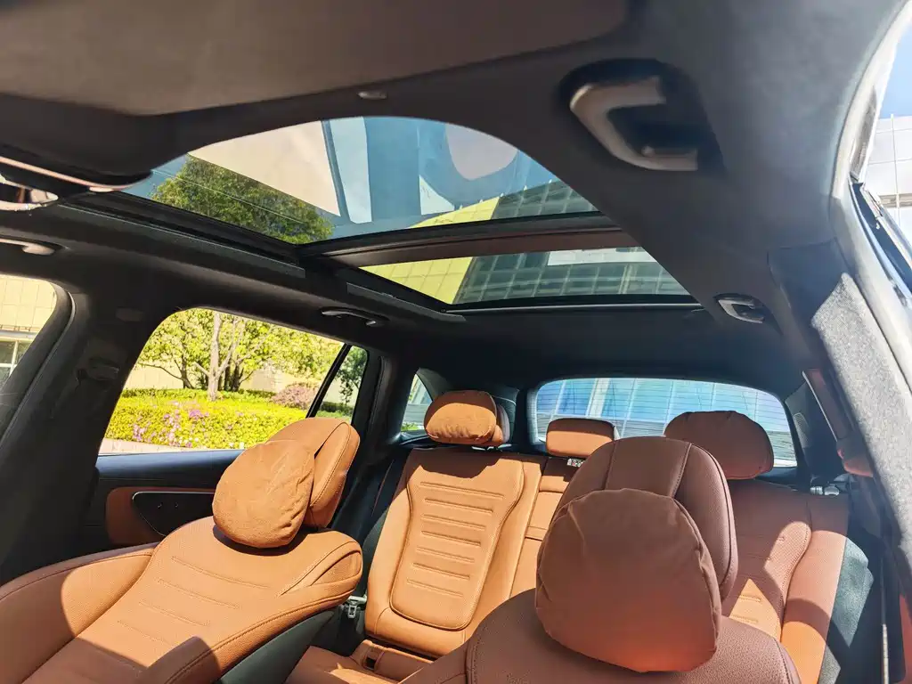 Mercedes-Benz GLC 2024 GLC 260 L 4MATIC luxury model 5 seats купить на сайте DeffCars