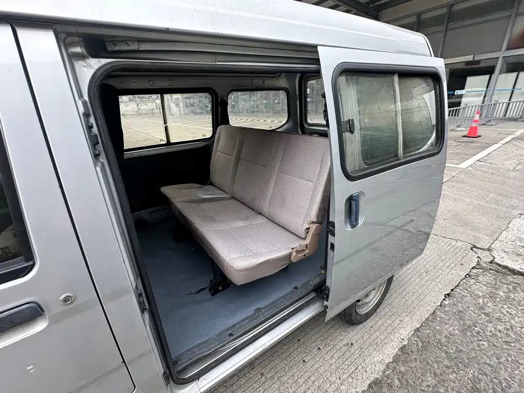 Wuling Zhiguang 2019 1.2L S Practical Model купить на сайте DeffCars