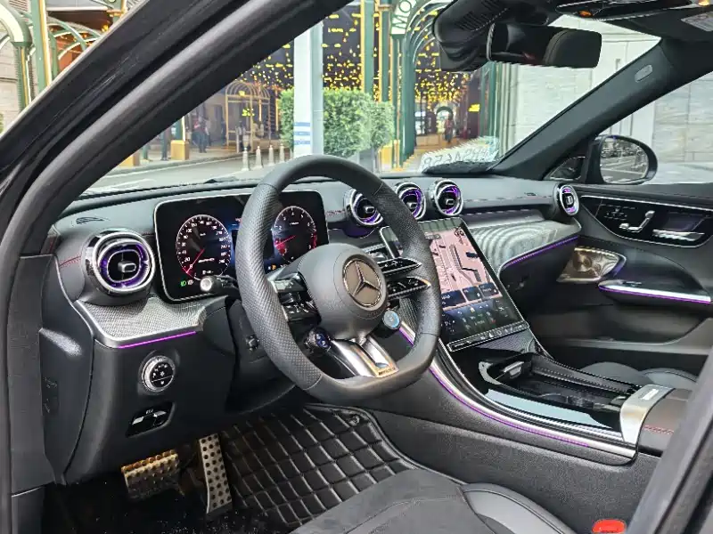 Mercedes-Benz C-Class AMG 2025 AMG C 43 4MATIC купить на сайте DeffCars