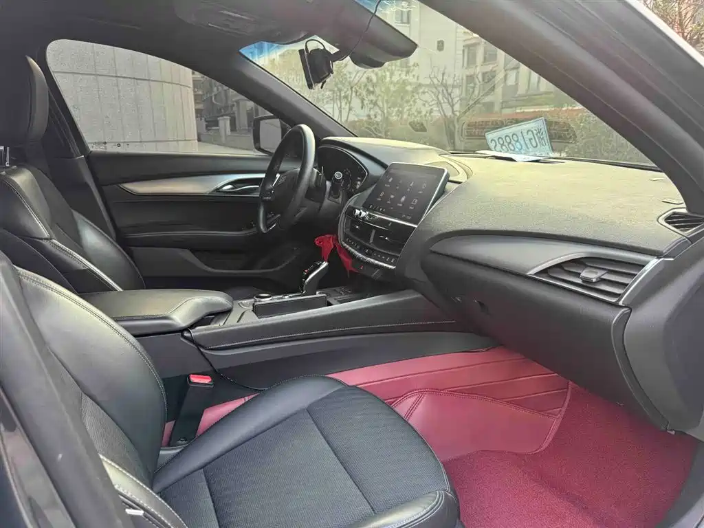 Cadillac CT5 2021 28T Fashion Model купить на сайте DeffCars
