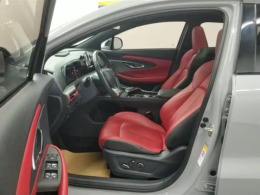 Changan UNI-T 2020 1.5T flagship model купить на сайте DeffCars