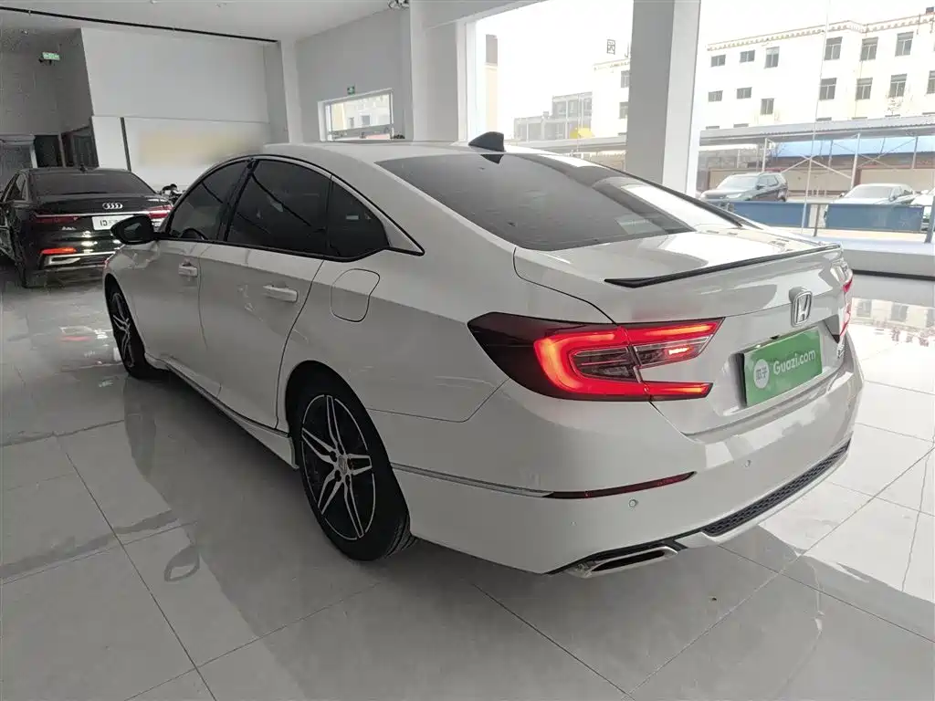 Accord 2022 260TURBO Magic Night Premium Edition купить на сайте DeffCars