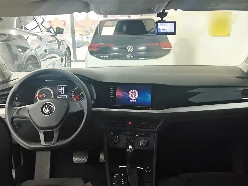 Bora 2021 1.5L Automatic Fashion Smart Connected Edition купить на сайте DeffCars
