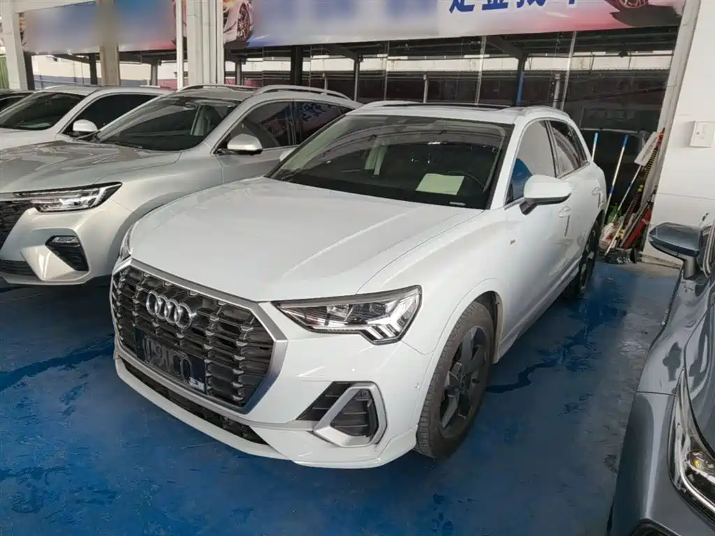 Audi Q3 2021 35 TFSI Fashionable and Dynamic купить на сайте DeffCars