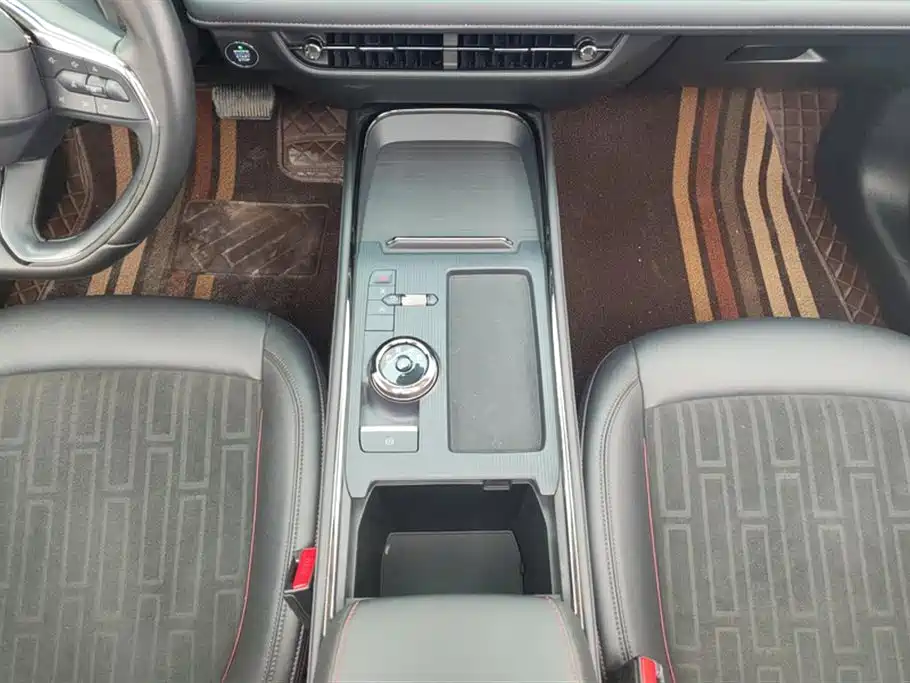 Mondeo 2023 EcoBoost 180 Luxury купить на сайте DeffCars