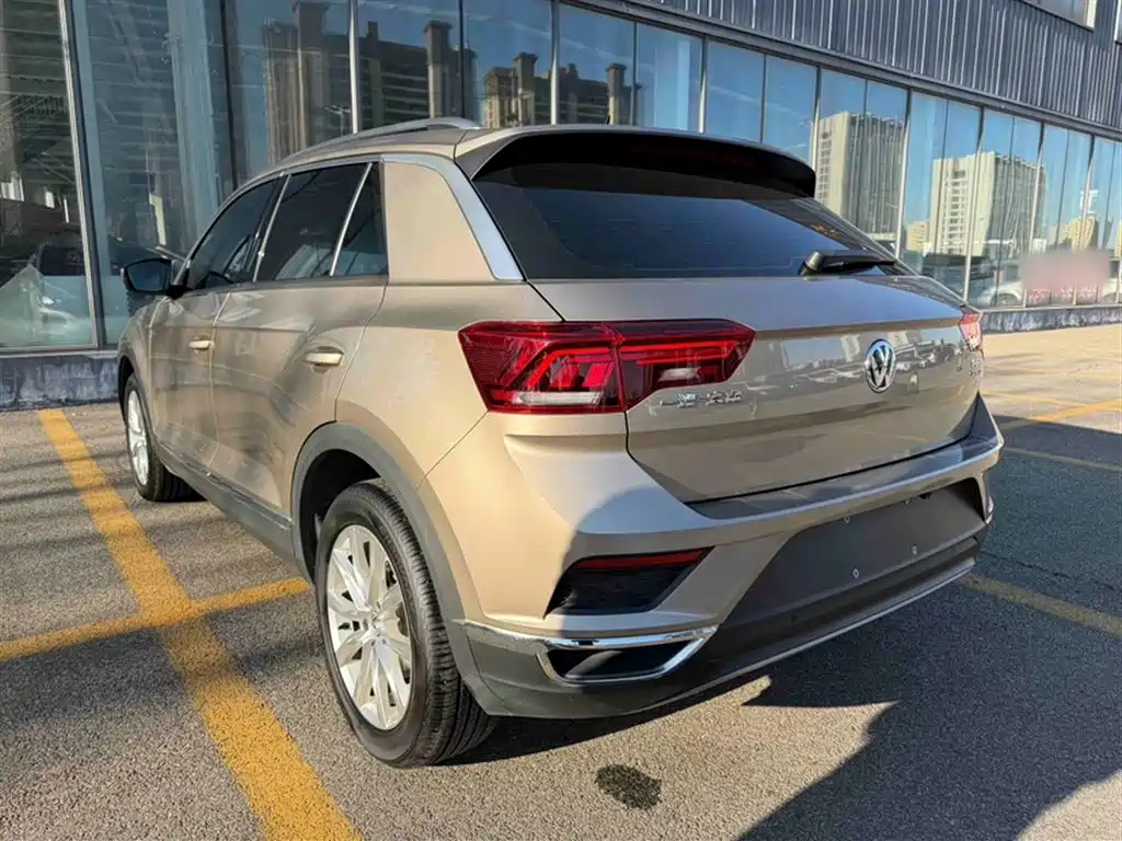 T-ROC 2018 230TSI DSG two-wheel drive aggressive model National VI купить на сайте DeffCars