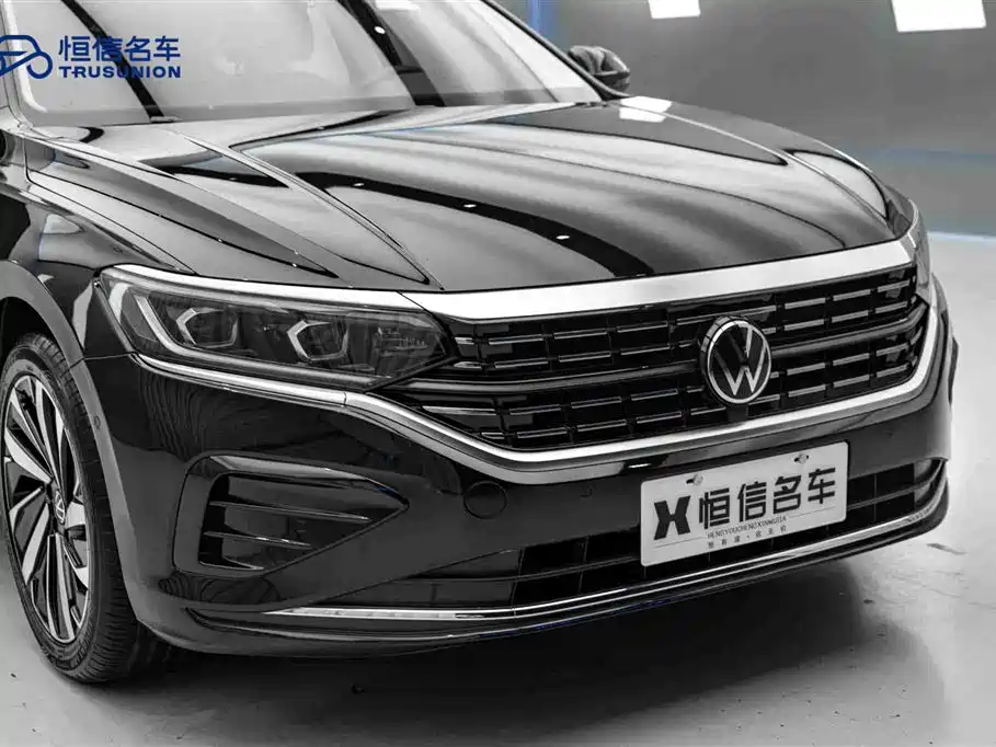 Passat 2022 330TSI Deluxe Edition купить на сайте DeffCars