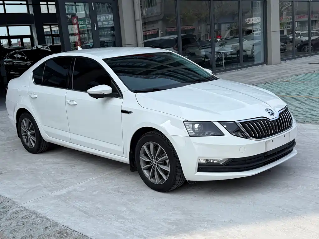 Octavia 2018 TSI230 DSG Comfort Edition купить на сайте DeffCars