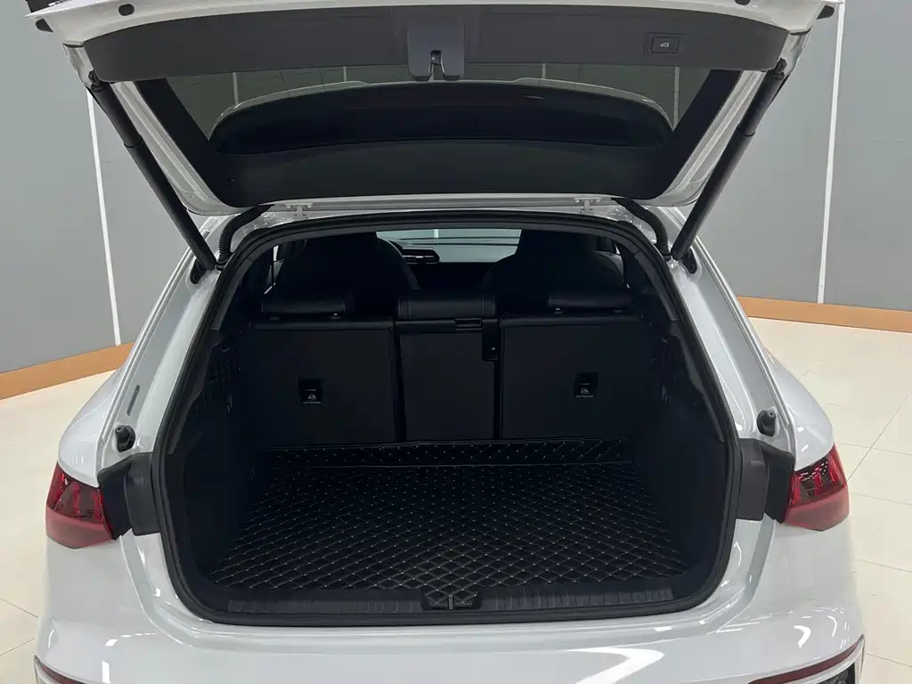 Audi A3 2022 Sportback 35 TFSI stylish and sporty купить на сайте DeffCars